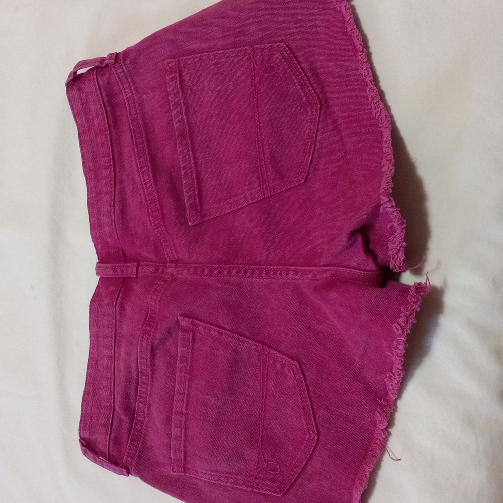Decree Shorts - Picture 2 of 5